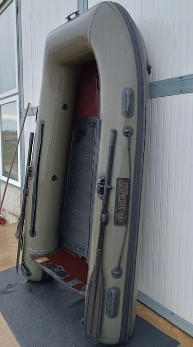 Лодка omega carp series 249KU motorguide