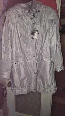 куртка цвета металлик