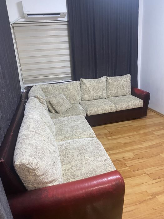 Разтегателен ъглов диван