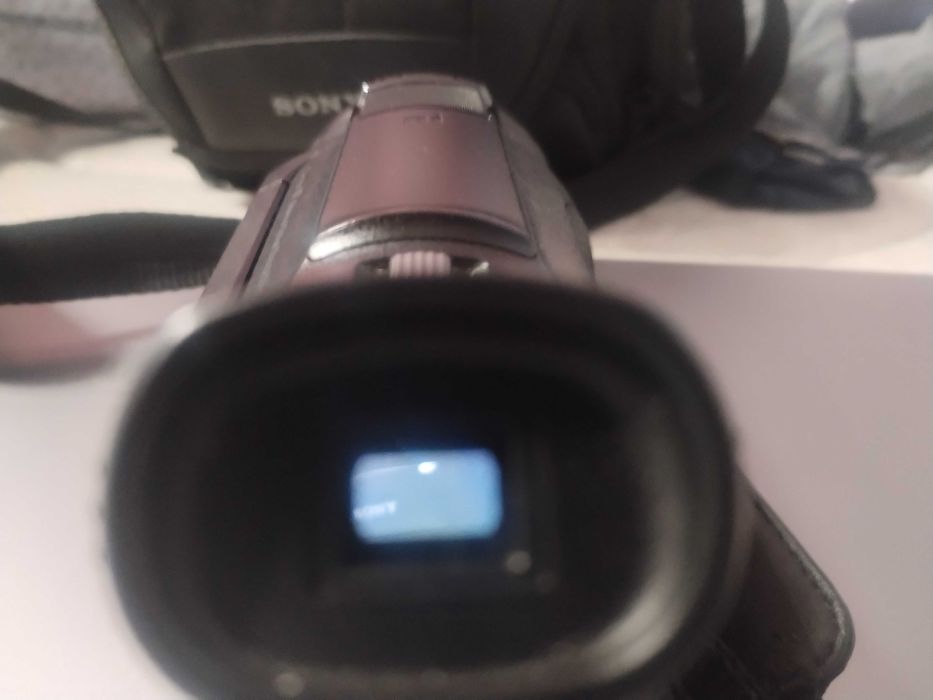 SONY 4K AX-53 handycam