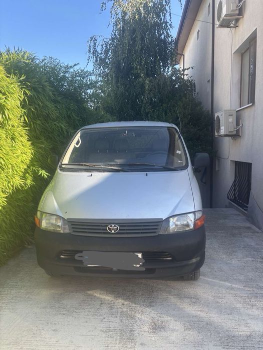 Бус Toyota Hiace 2.5 TD 2005