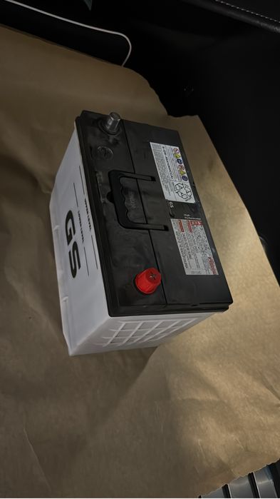 Продам аккумулятор тойота