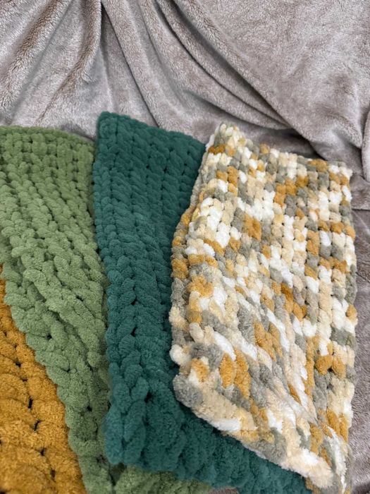 Ръчно плетени шалове