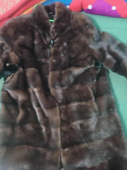 Срочно шуба размер 52-54