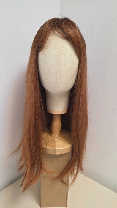 Perucă Haircube lungă dreaptă castaniu arămiu / roșcat – breton lateral