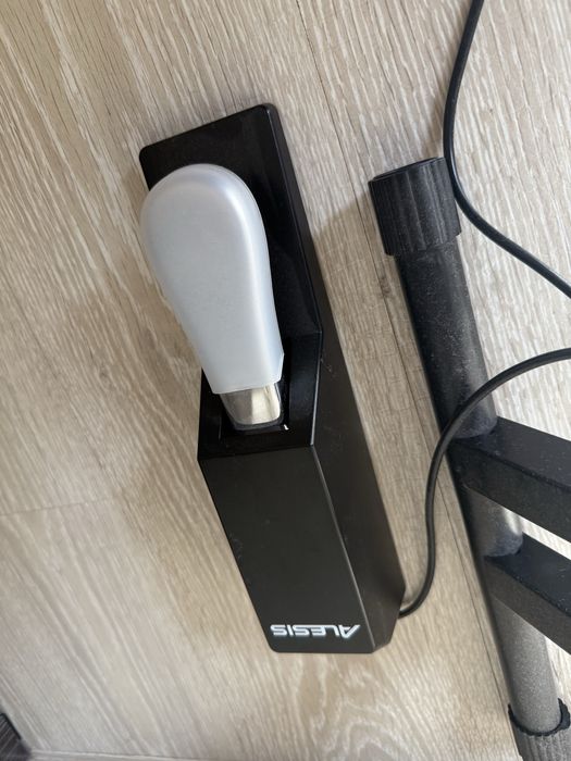 Продам Пианино alesis recital