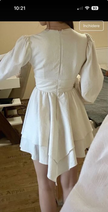 Rochie albă elegantă