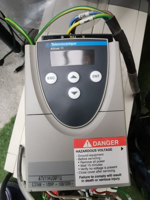 variator de viteză ATV11 - 0,37kW - alimentare 120V monofazată - IP20