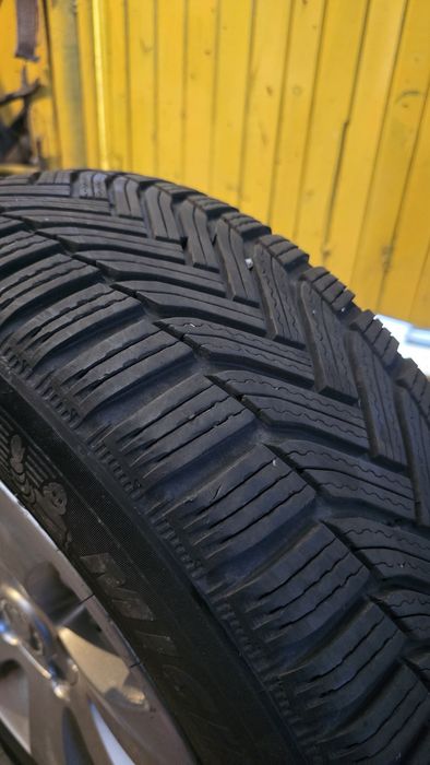 Jante Skoda si anvelope Michelin Alpin 6 215/60/16 M+S
