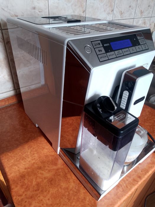 Делонги De'Longhi eletta cappuccino кафе автомат кафемашина капучино к