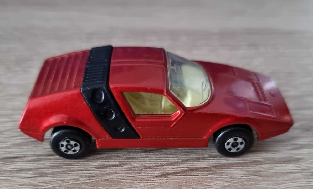 Se vinde machetă matchbox Siva spyder