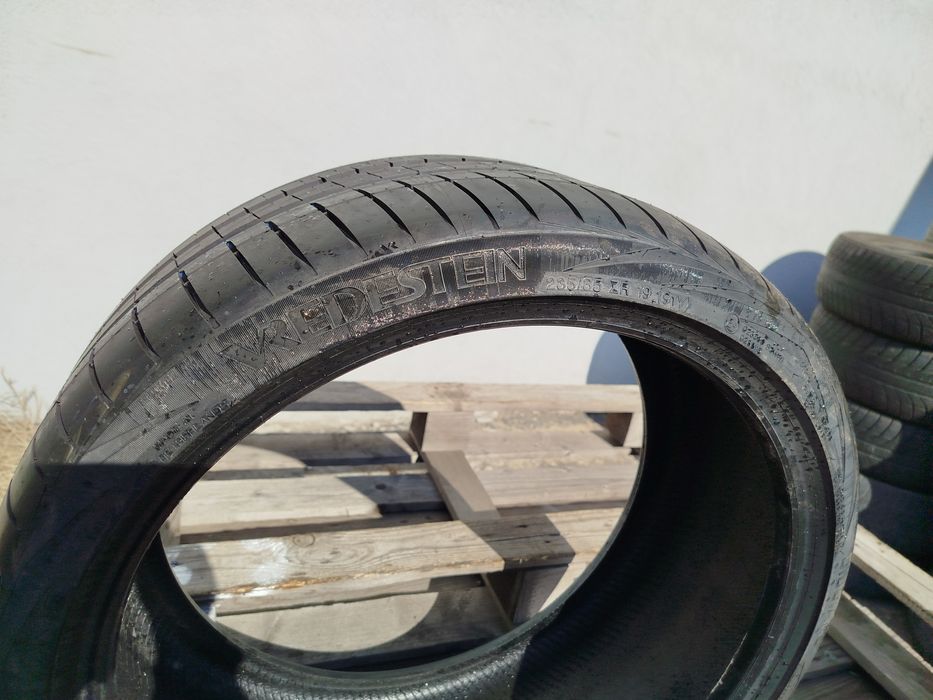 235/35/19 Вредщайн ДОТ 2019 г - САМО 1 брой - Чисто Нова