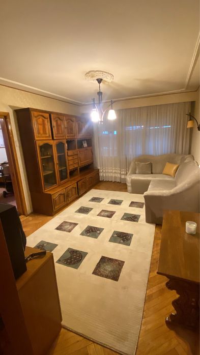 Apartament de inchiriat
