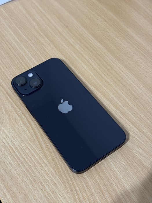 Vand iphone 14 impecabil