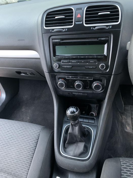 Фолксваген Голф 6 комби 1.6 тди 105 коня 2011год