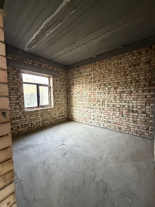 2 ta birxil qurilgan uy sotiladi