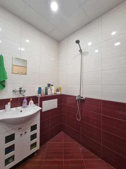 Продава се Тристаен апартамент в Велико Търново, Център - 83 кв.м за 1446 €/кв.м - Снимка #8