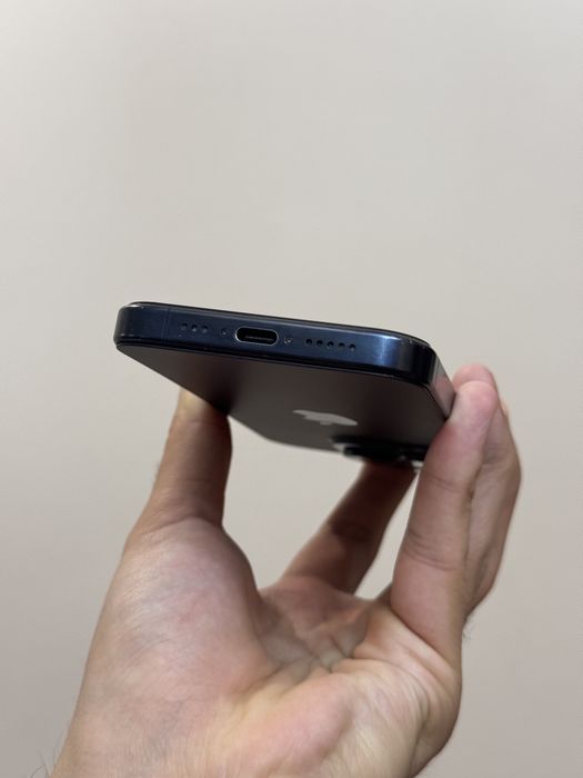 Iphone 15 pro. 256гб. 88%