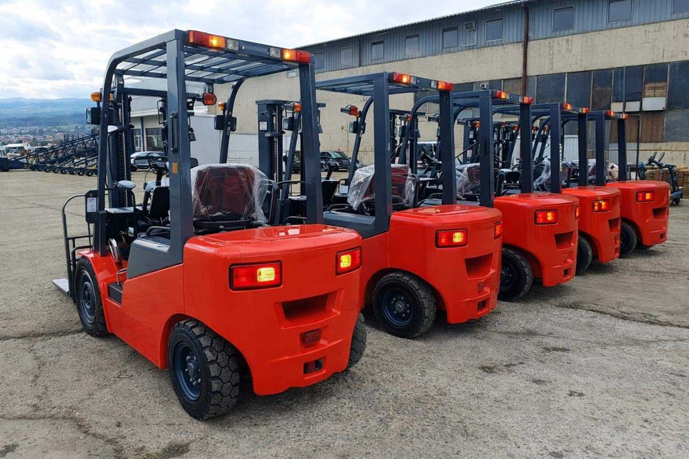 Продавам и давам под наем нови мотокари