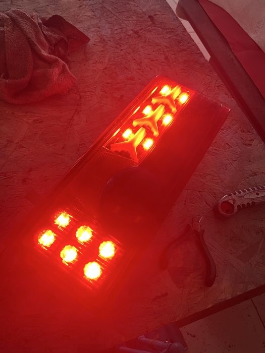 Продам задний фонари на ваз