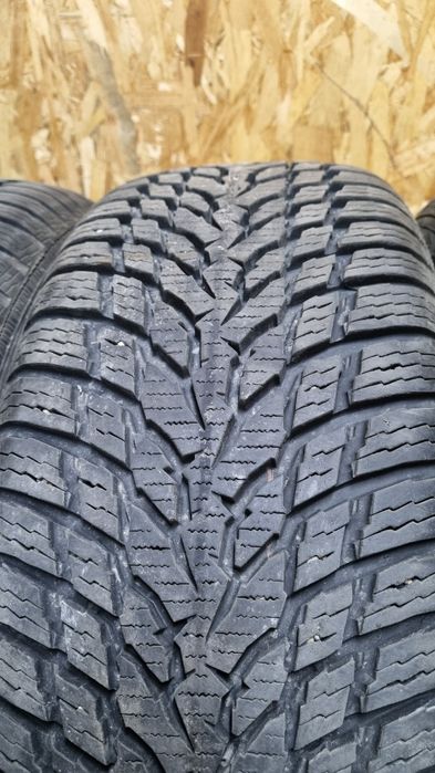 Nokian Wr Snowproof 205/60/16
