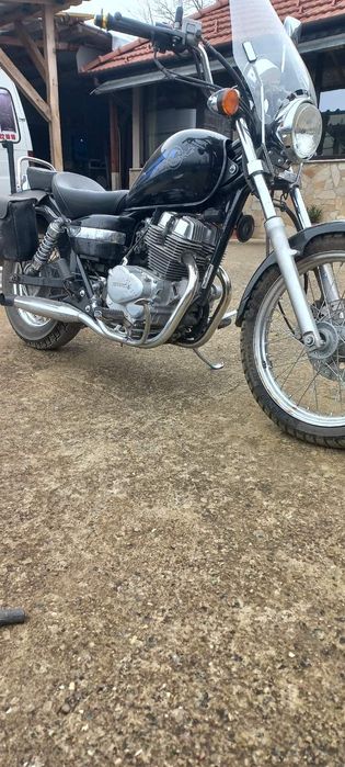 Мотоциклет Honda Rebel