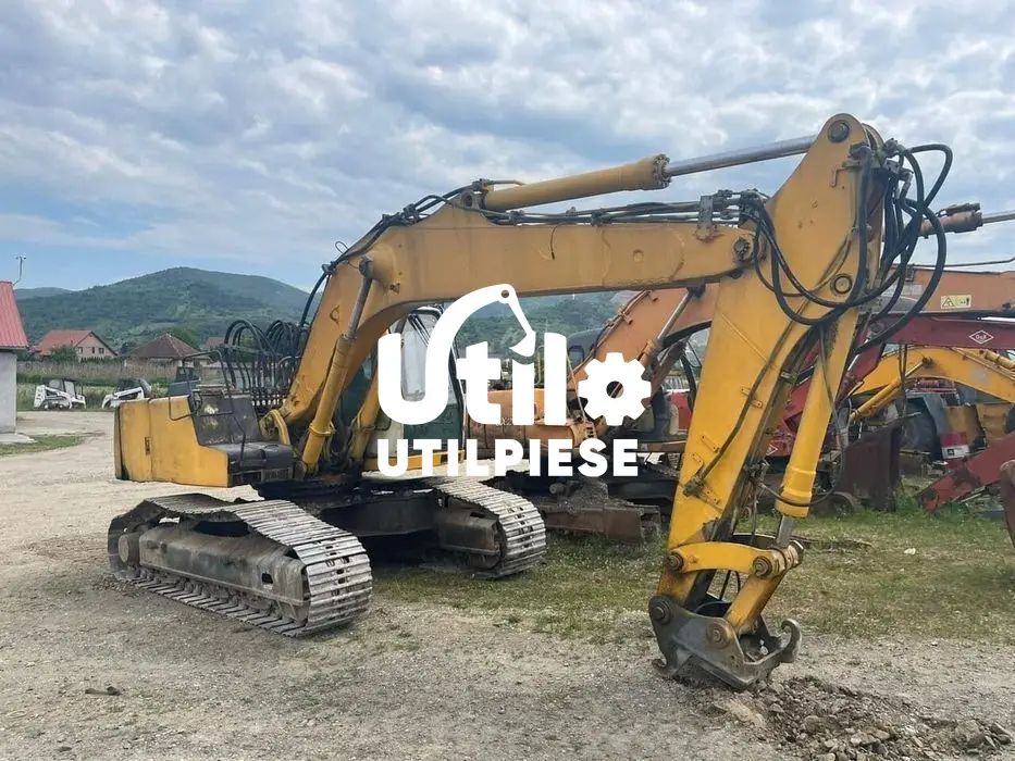 Dezmembrare Excavator Liebherr R914 R924 R934 R944 R954 + piese