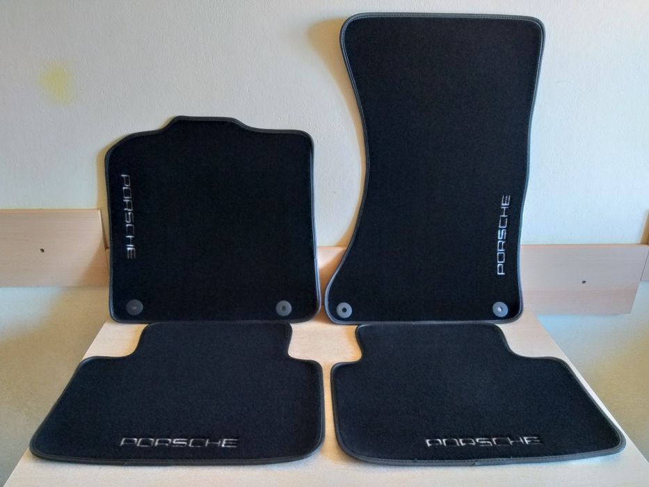 Covorase auto din mocheta dedicate PORSCHE MACAN