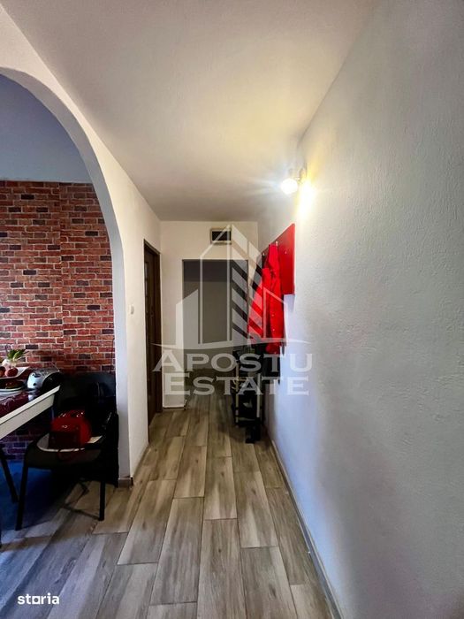 Apartament 3 camere,etaj 3,zona UMT