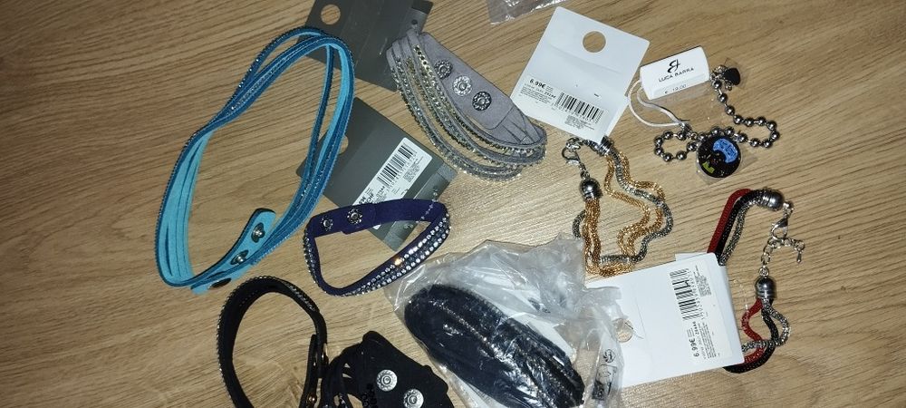 Accesorii brățări lintisoare  10 lănțișoare 20brățări , clame de parr