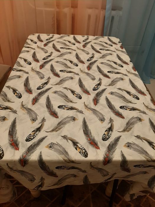 Продам  скатерть
