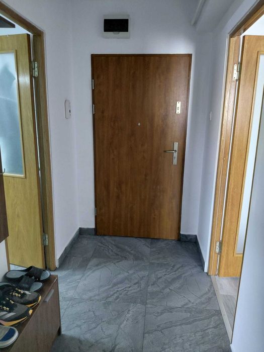 Proprietar - Apartament 1 cameră complet renovat, 37 mp + balcon 5,55 mp, bloc ANL 2011 cu lift, Str. Pricazului, Orăștie