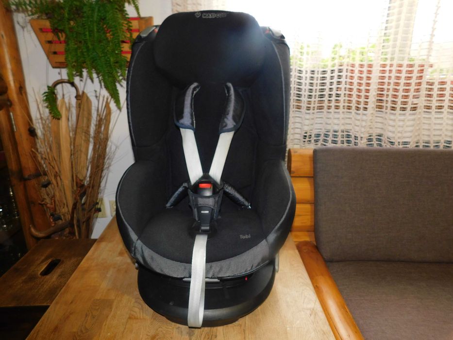 Scaun auto Maxi Cosi Tobi grupa 9-18 kg / 2 buc