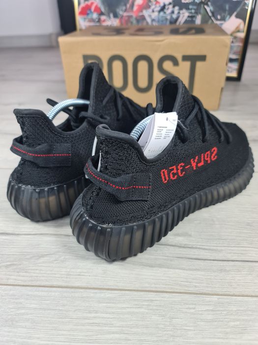 Adidas-Yeezy-Boost-350-Bred-Transport-Gratuit-Breloc-LV+Parfum-Cadou