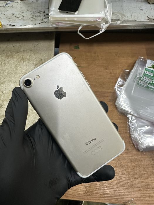Iphone 7 32 gb продам