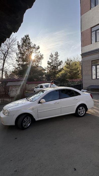 Ласетти 1.8 Автомат