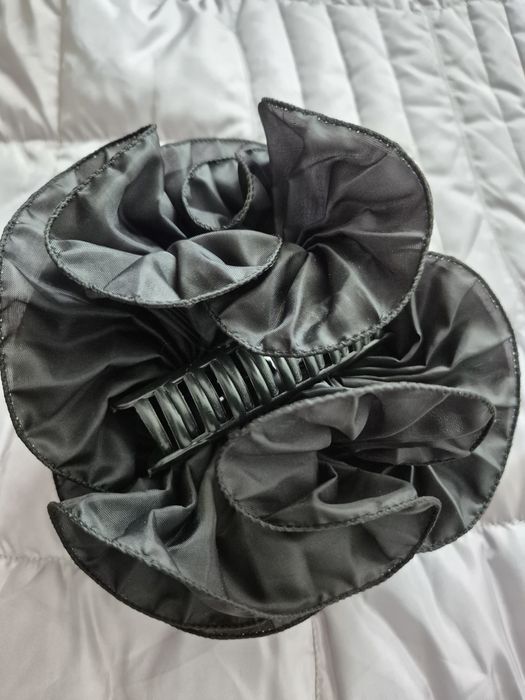 Бу заколка бантик