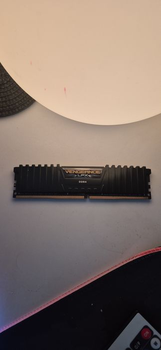 Vand 16GB Ram DDR4 3200Mhz
