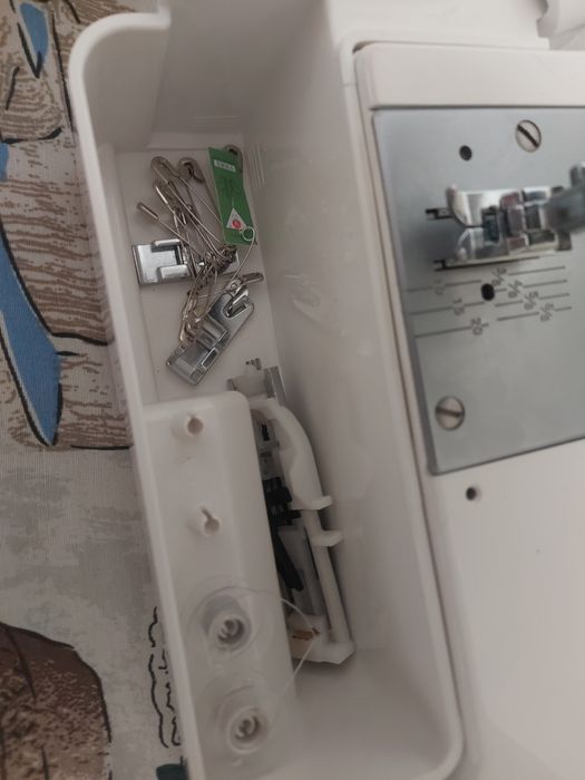 Швейная машинка Janome Q-23V