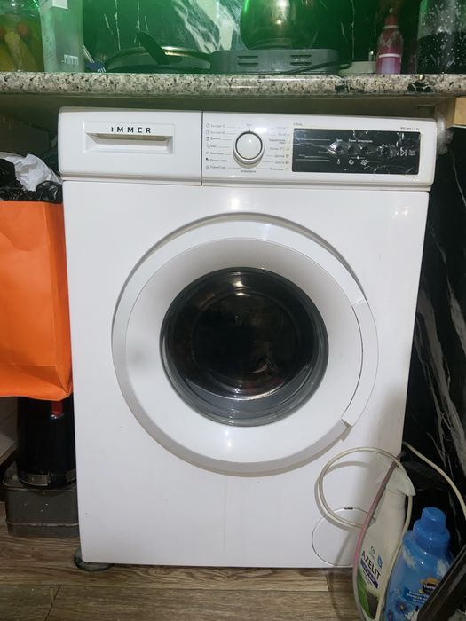 Продается Холодильник в идельном состоянии, Стиральная Машинка, Шкаф