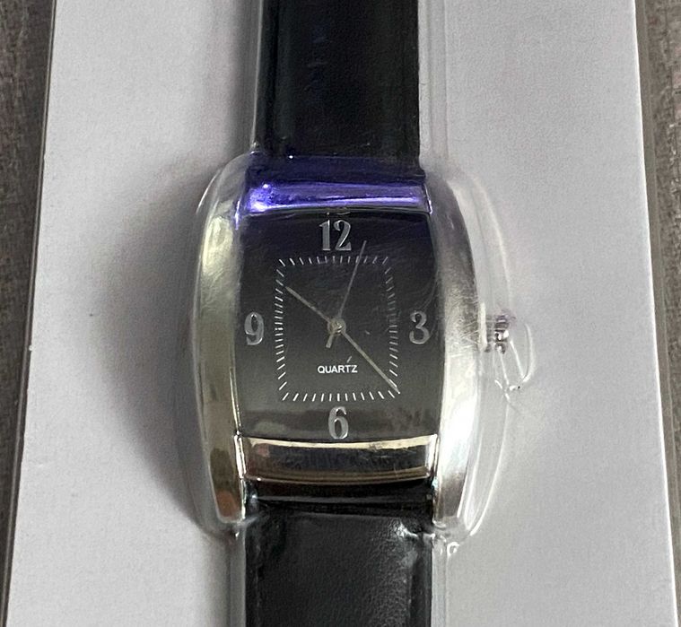 Ceasuri de mână quartz unisex, noi sigilate, curea piele neagră