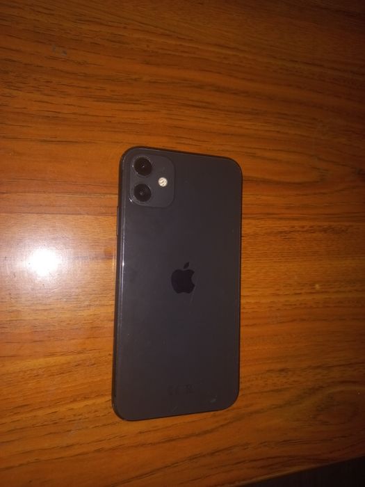 Обменяю iPhone 11 и Samsung a32