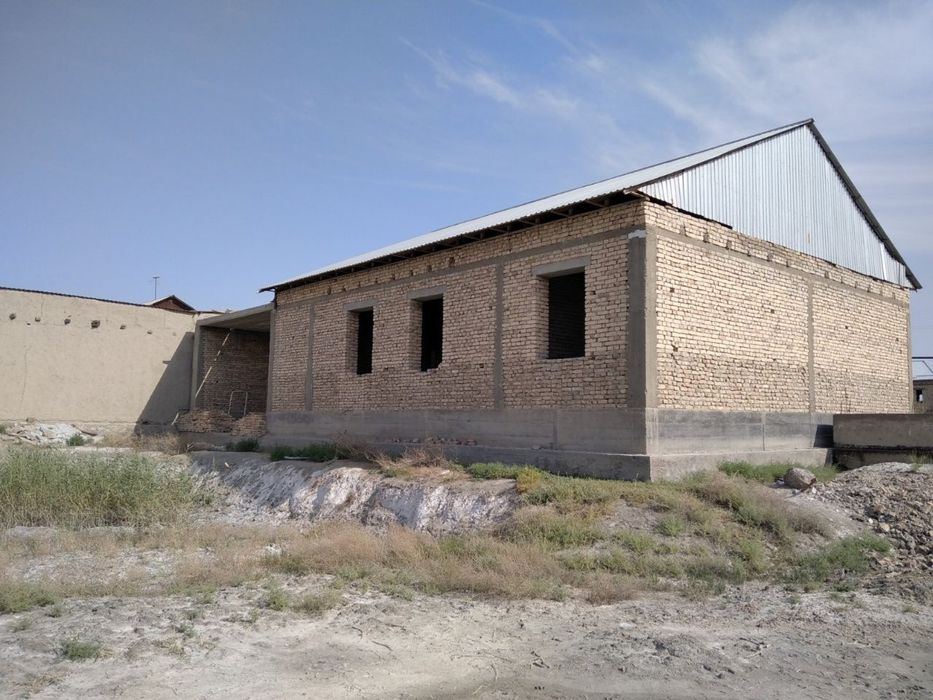 Недостроенний участок