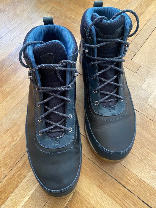 Helly Hansen Forester  44