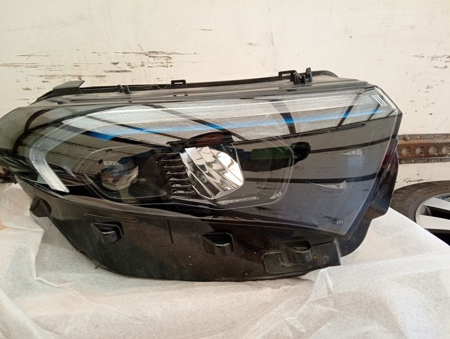 Far dreapta Led performance Mercedes EQB,EQA ,X243  A2439069000 după 2020