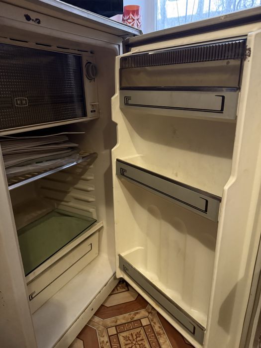 Советский холодильник «Саратов»