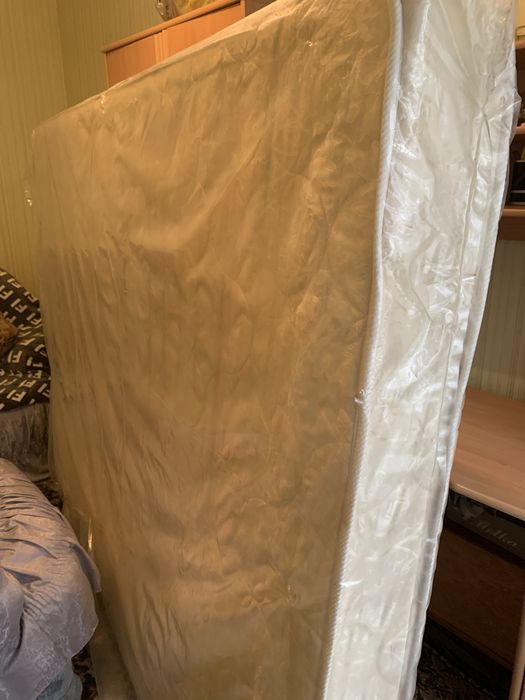 Отдам матрас б/у 160х200