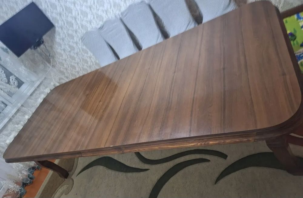 Стол овальный продам