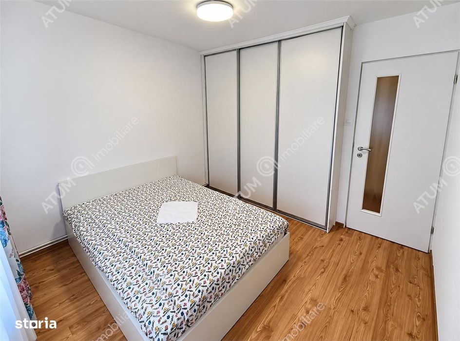 Apartament renovat cu 3 camere 2 bai si pivnita in Sibiu