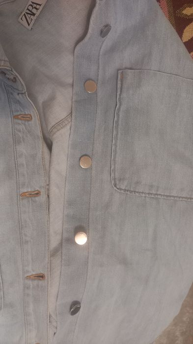 Продам рубашку джинсовую